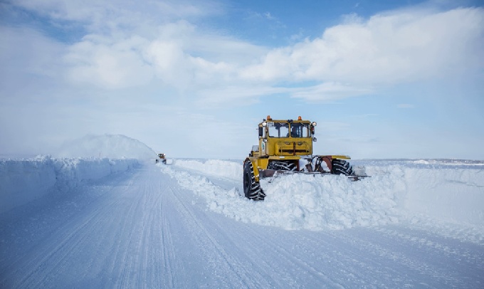 Строительство зимних автомобильных дорог обсудили в Ханты-Мансийске