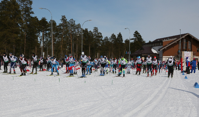 ЛУКОЙЛ поддержал открытые соревнования по лыжным гонкам памяти Степана Повха в Югре