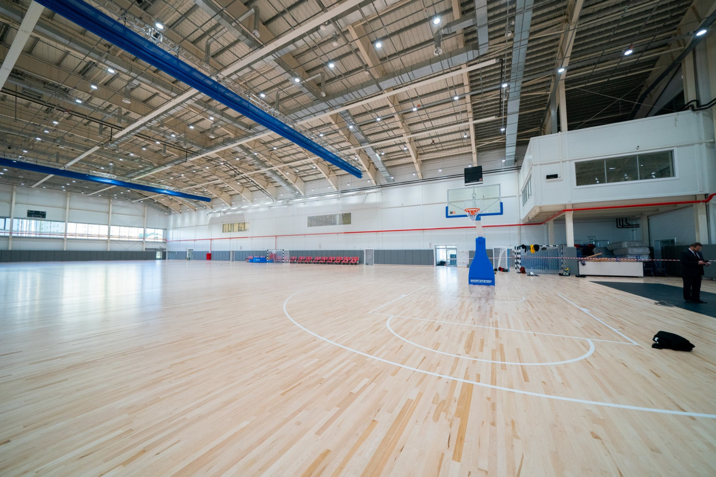 спортивный центр мегион норкина. ледовый дворец ставрополь. проект спортивного комплекса. балтымский культурно-спортивный комплекс. центр художественной гимнастики москва лужники.